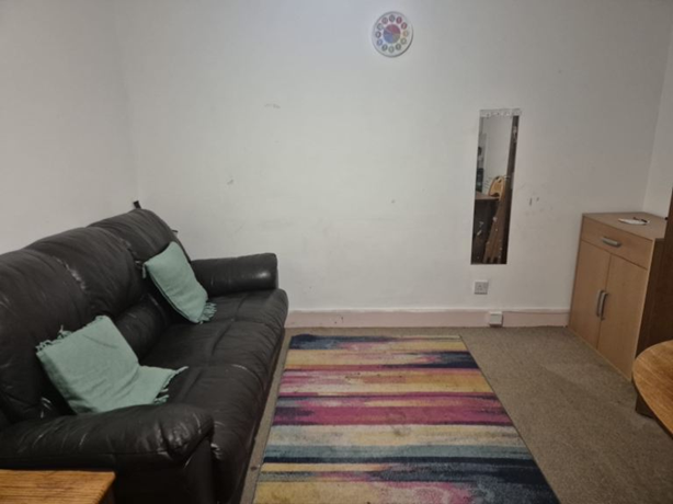 Property photo 3 of 4