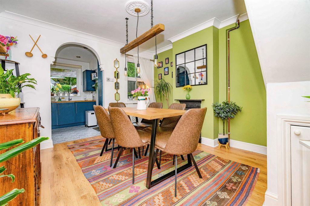 Property photo 3 of 15