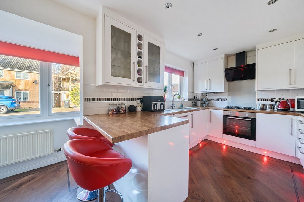 Property photo 3 of 22