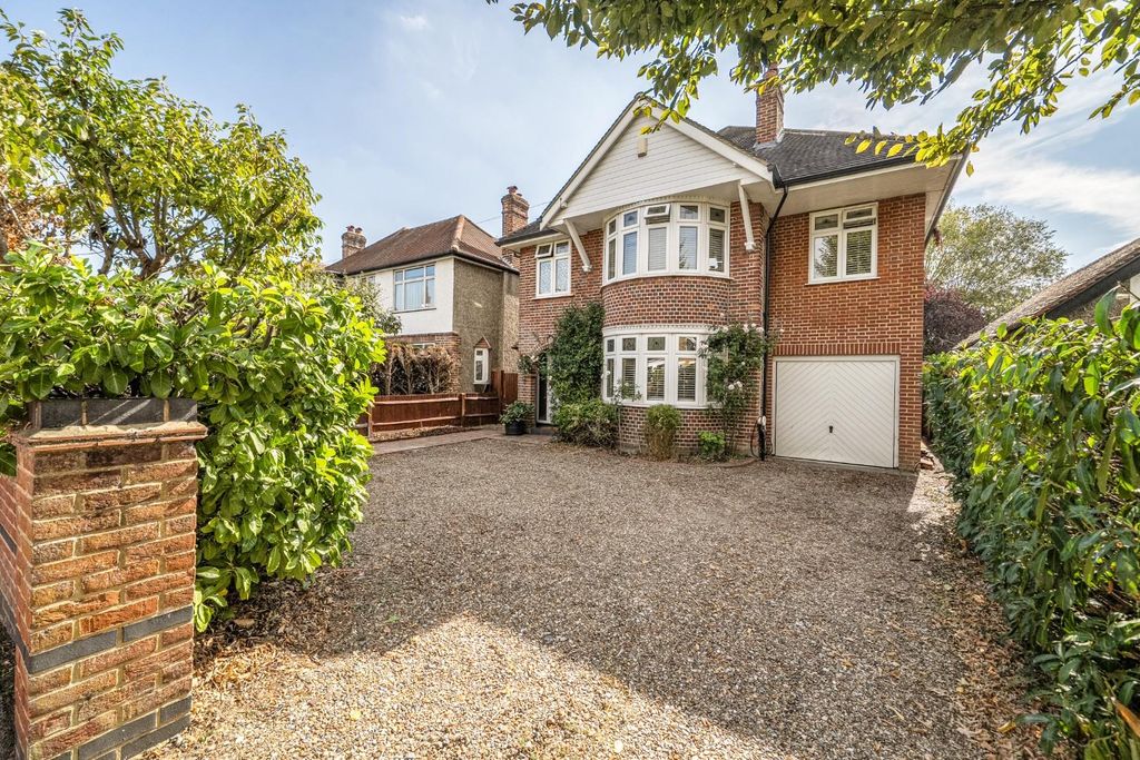 Property photo 1 of 16