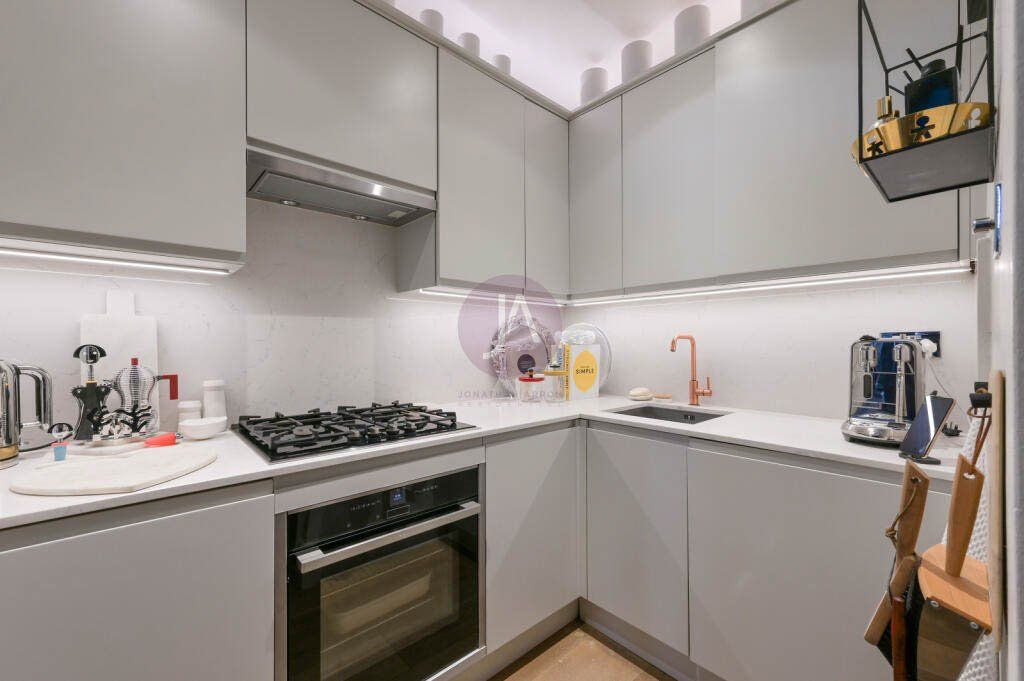 Property photo 3 of 7 Picture No. 22