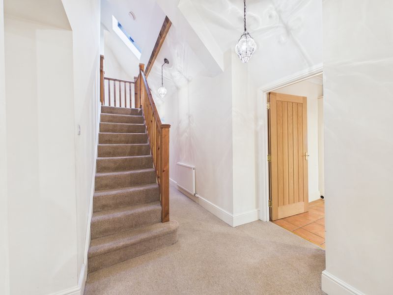 Property photo 3 of 20 Photo 6