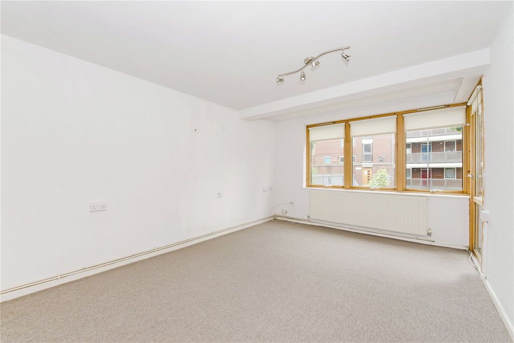 Property photo 3 of 7