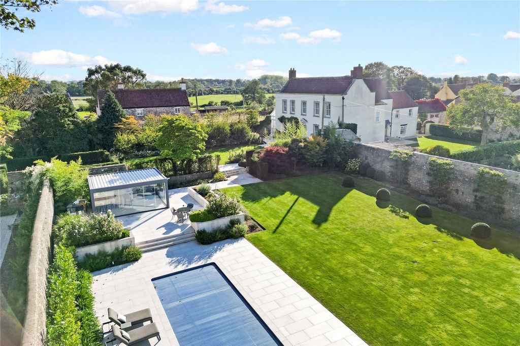 Property photo 2 of 25 Elevated Shot