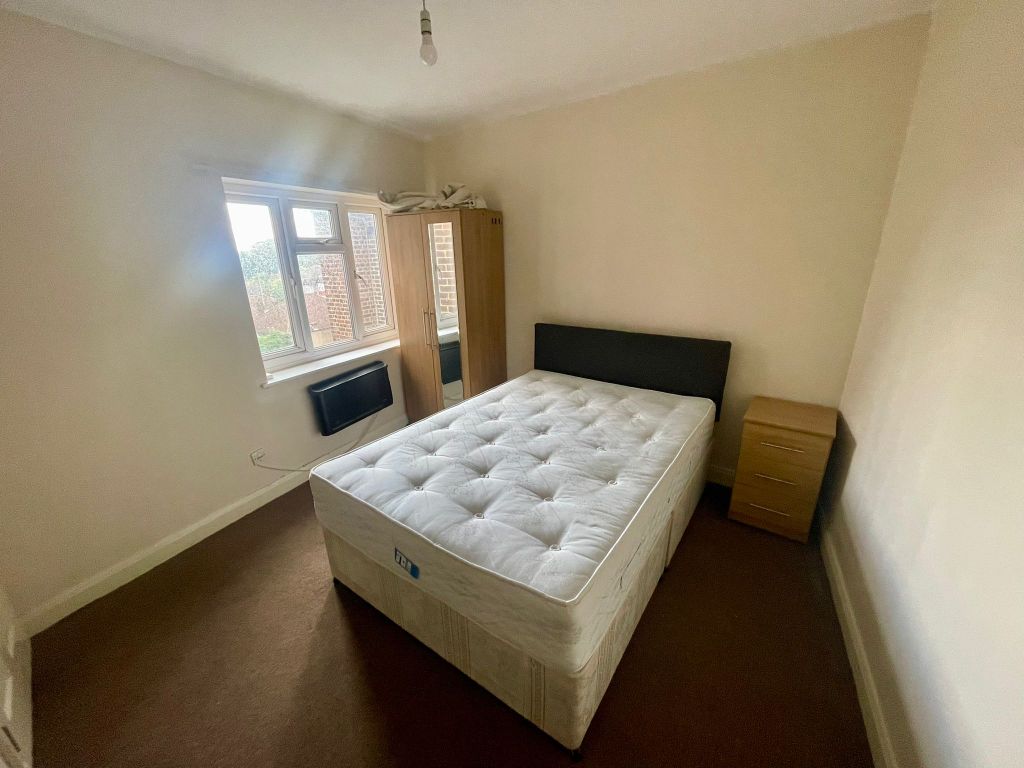 Property photo 1 of 4