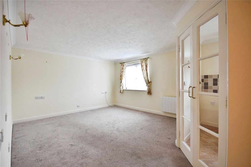 Property photo 3 of 11 Picture No. 32