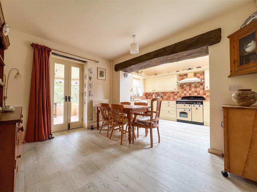 Property photo 2 of 42 Dining Room