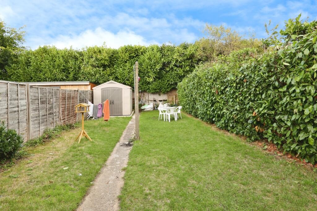 Property photo 2 of 11