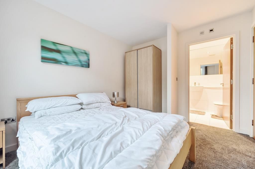 Property photo 3 of 14 Bedroom