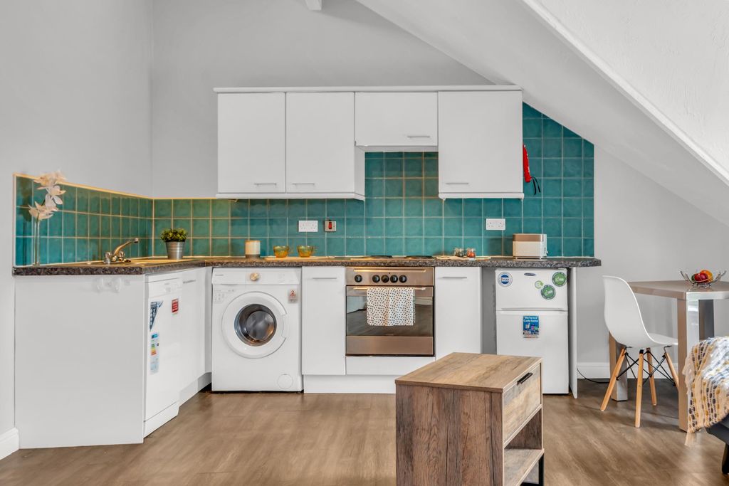 Property photo 2 of 7 Property Photo