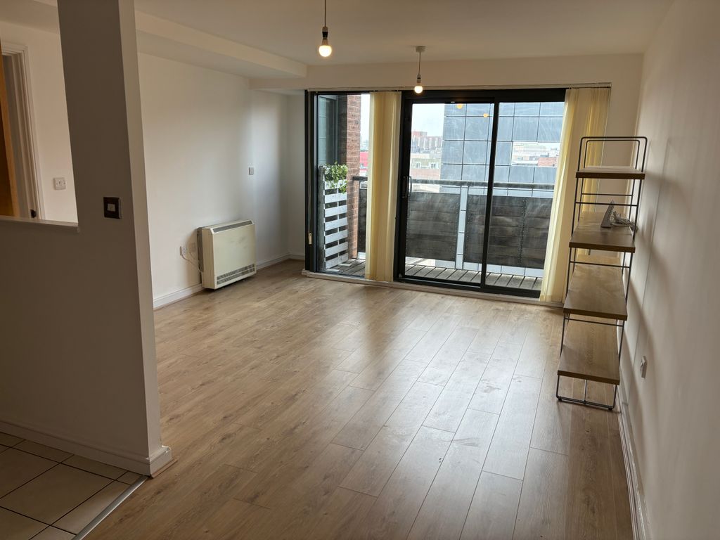 Property photo 3 of 10 Living/Dining Area
