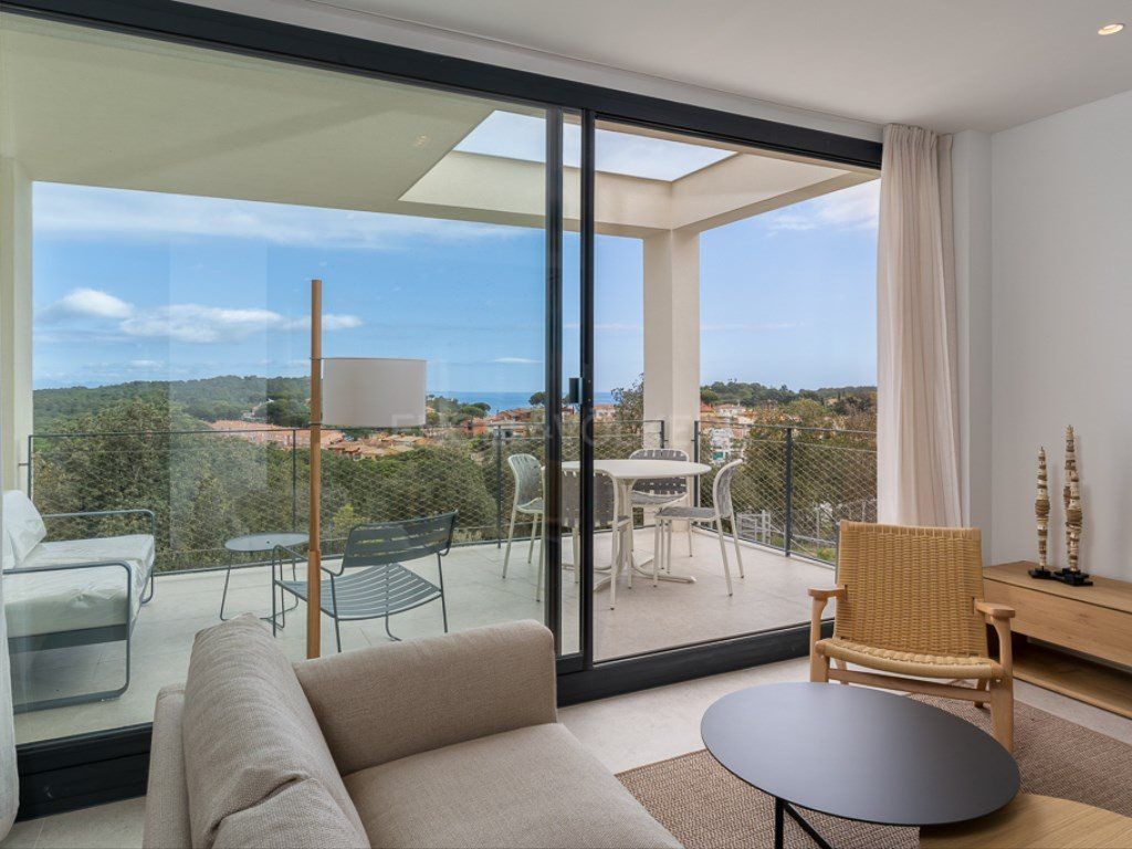 Property photo 1 of 32 Exclusive Development With Sea Views And Views Of Begur