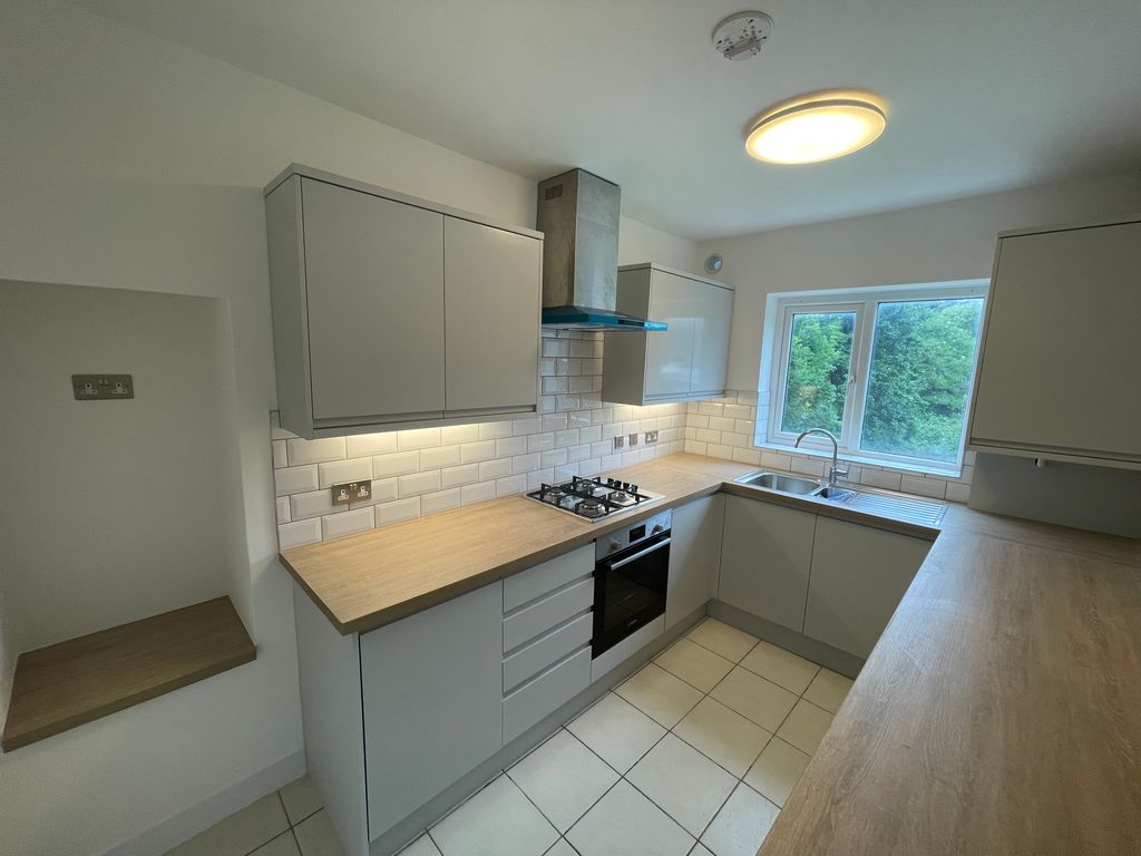 Property photo 2 of 10 Img_4052
