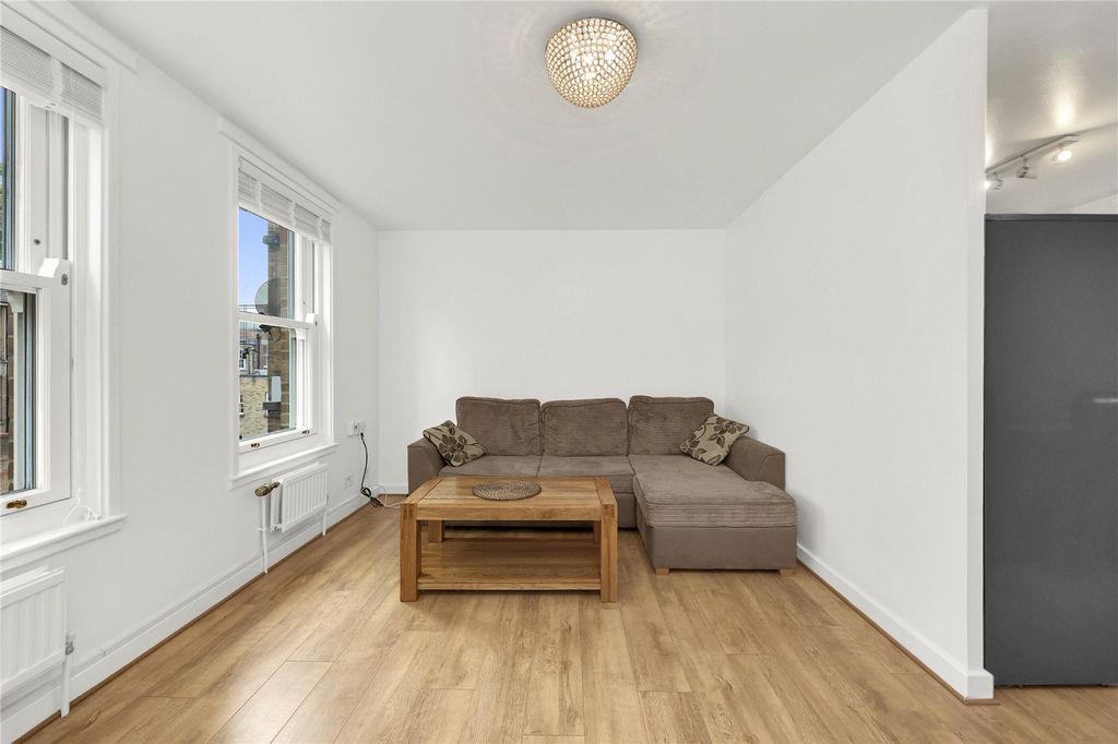 Property photo 1 of 13 Picture No. 15