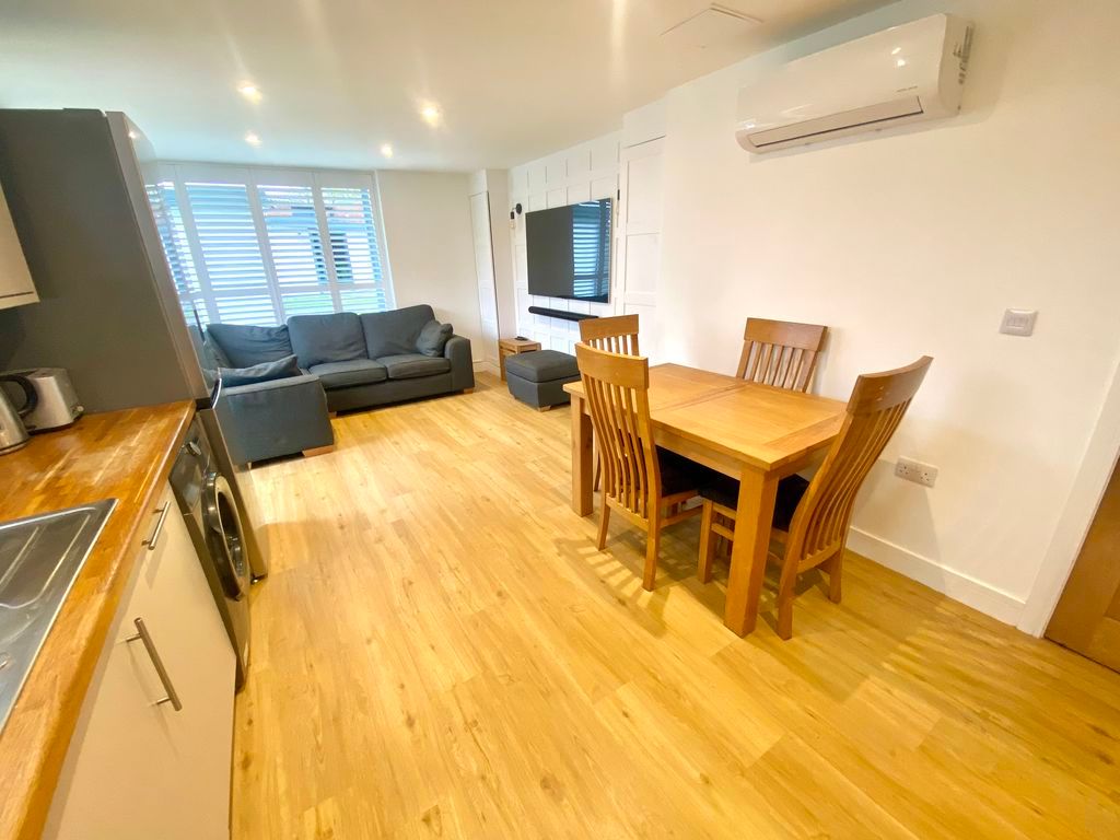 Additional image 5 of 2 bed flat for saleStow Crescent, Fareham PO15