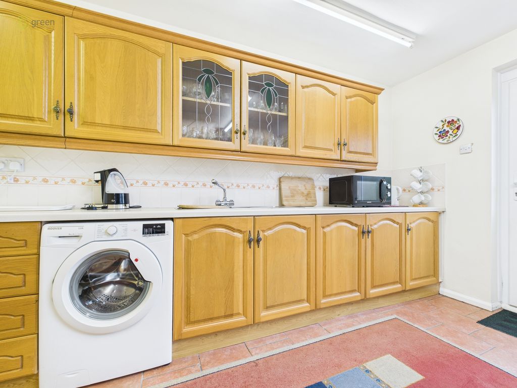 Property photo 3 of 35