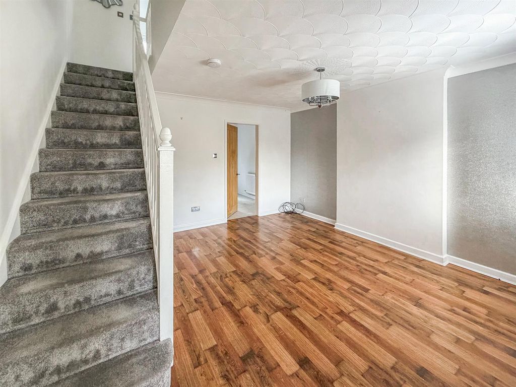 Property photo 3 of 10 Additional Photograph