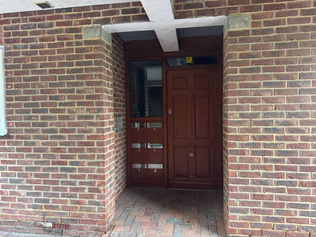 Property photo 3 of 13 Madel 12.Jpeg