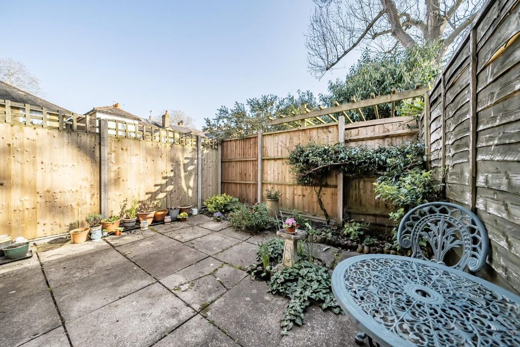 Property photo 3 of 14