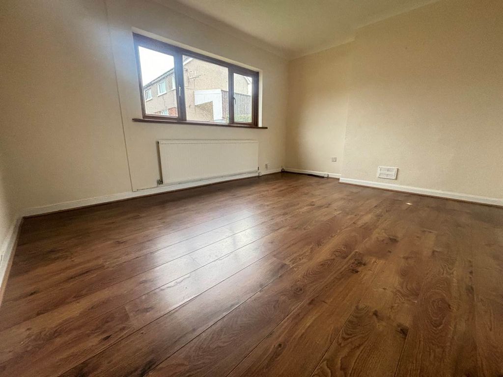 Property photo 2 of 19 Dining Room