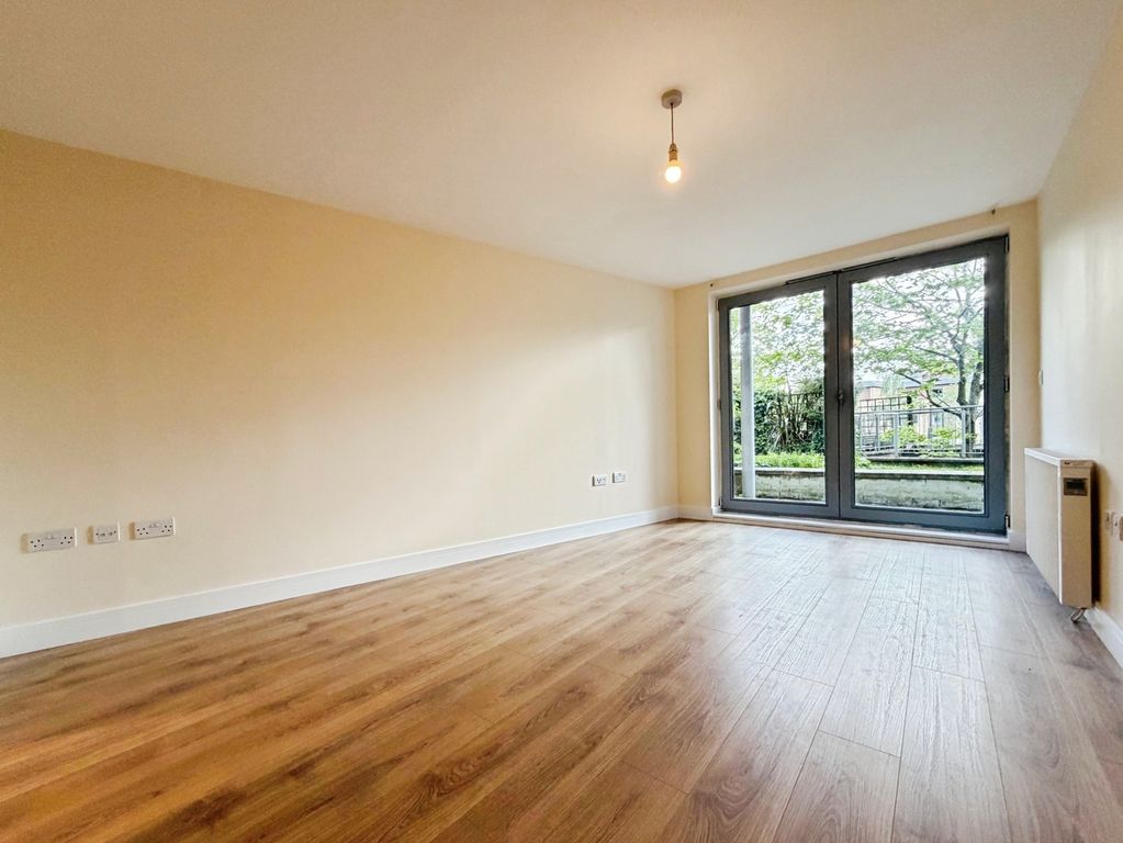Property photo 2 of 7 Pbox-Img.Jpg