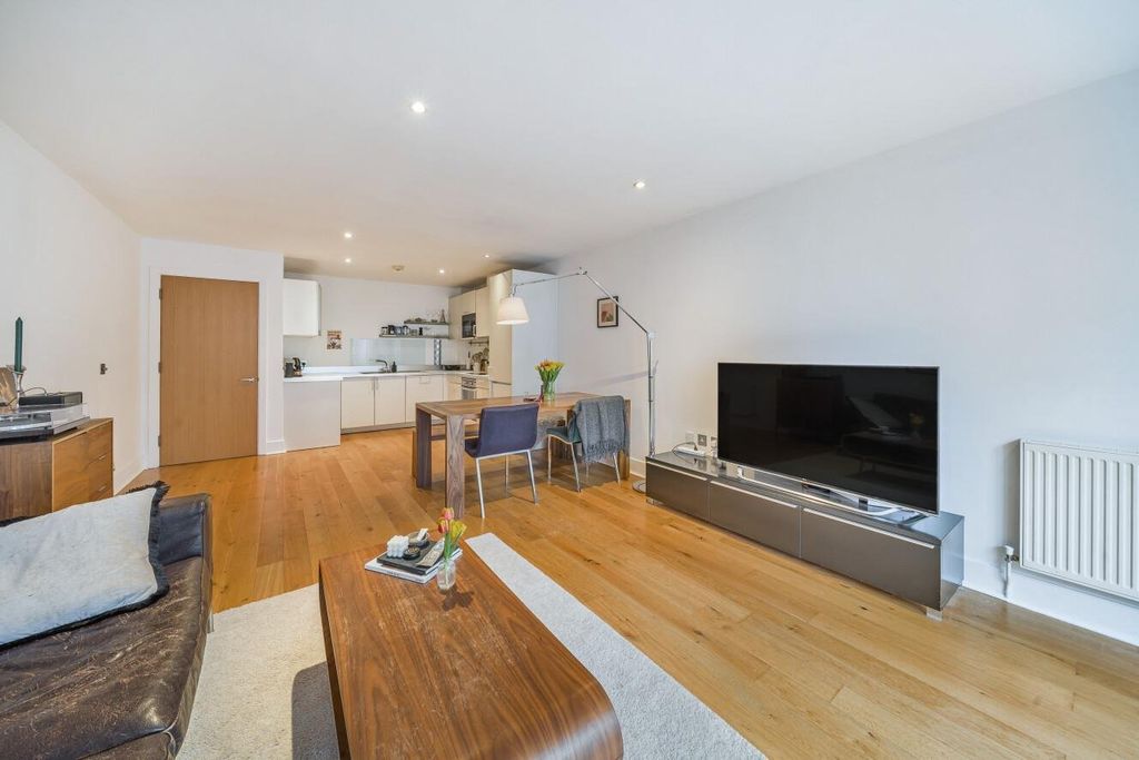 Property photo 3 of 11 Picture No. 06