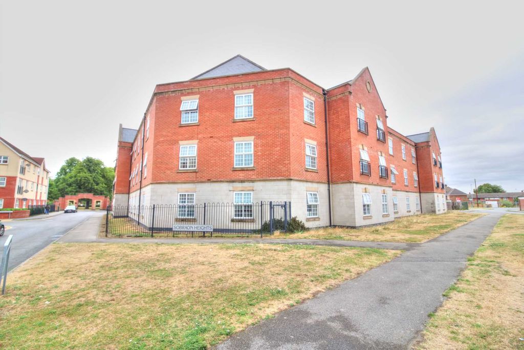 Property photo 3 of 10