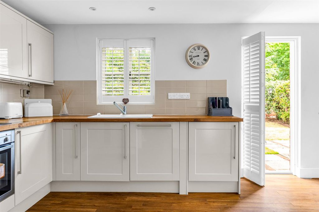 Property photo 3 of 24 Internal-10.Jpg