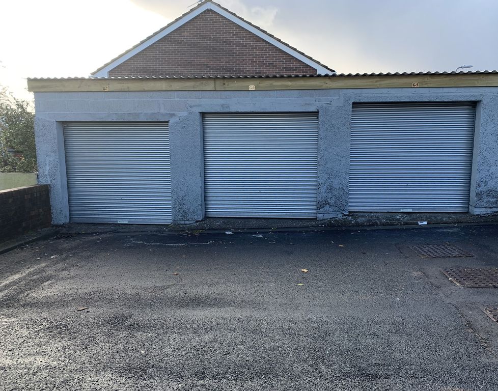 Property photo 1 of 2