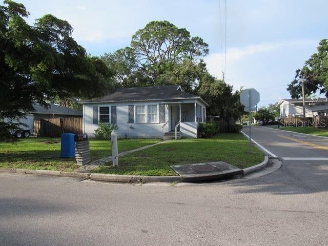 Property photo 1 of 2