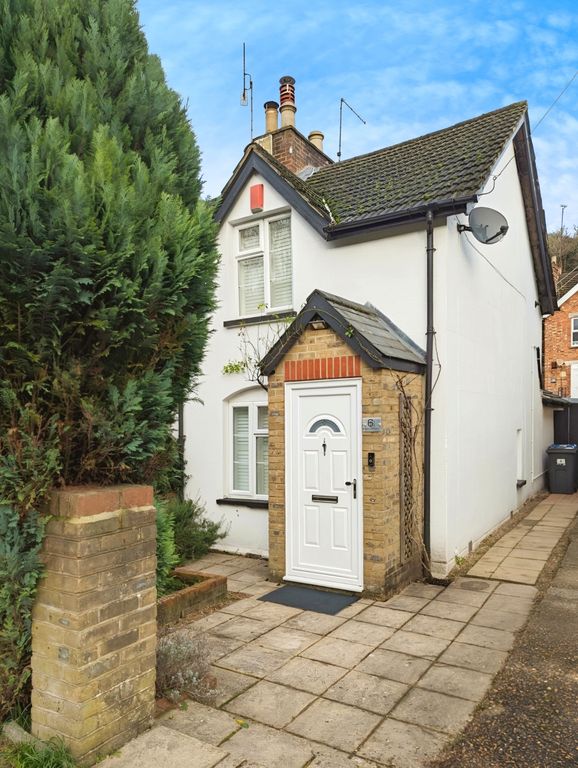 Property photo 1 of 10