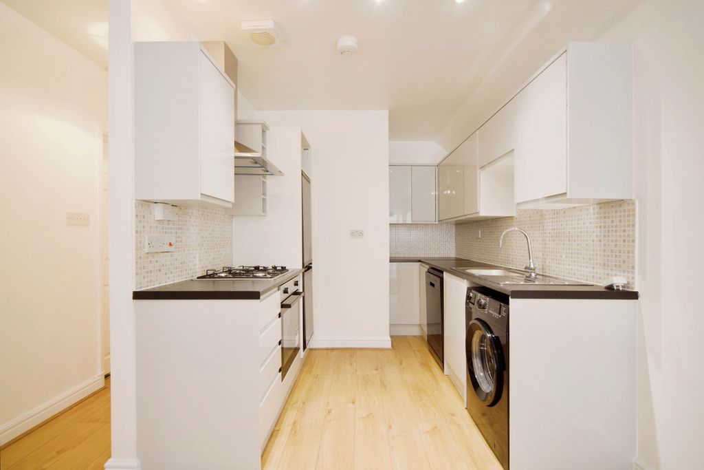 Property photo 2 of 9 2