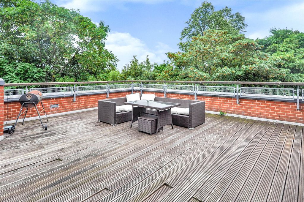 Property photo 2 of 11 Picture No. 09
