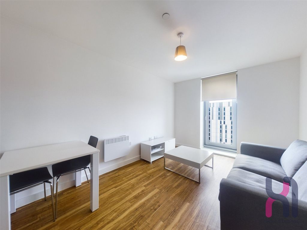 Property photo 2 of 12 Picture No. 02