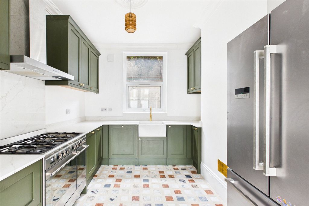 Property photo 1 of 15 Picture No. 23