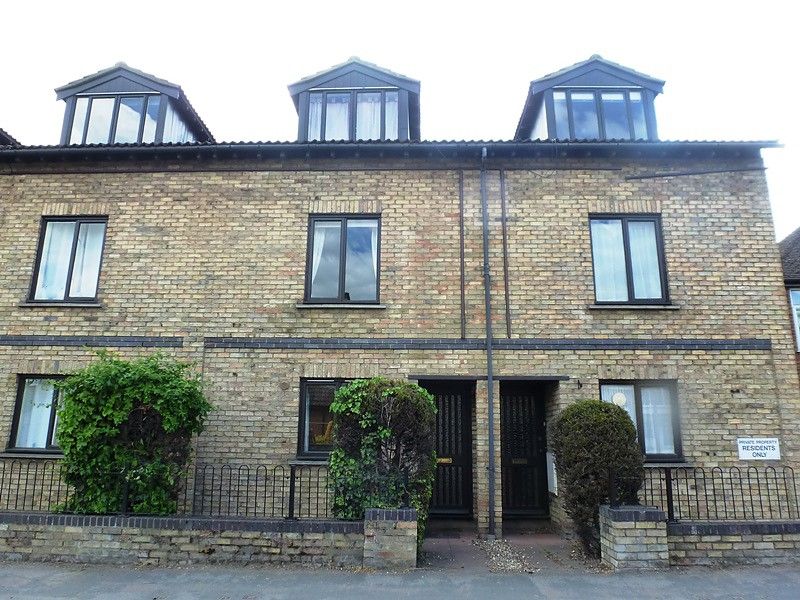 Property photo 2 of 12 Main Image (Main)