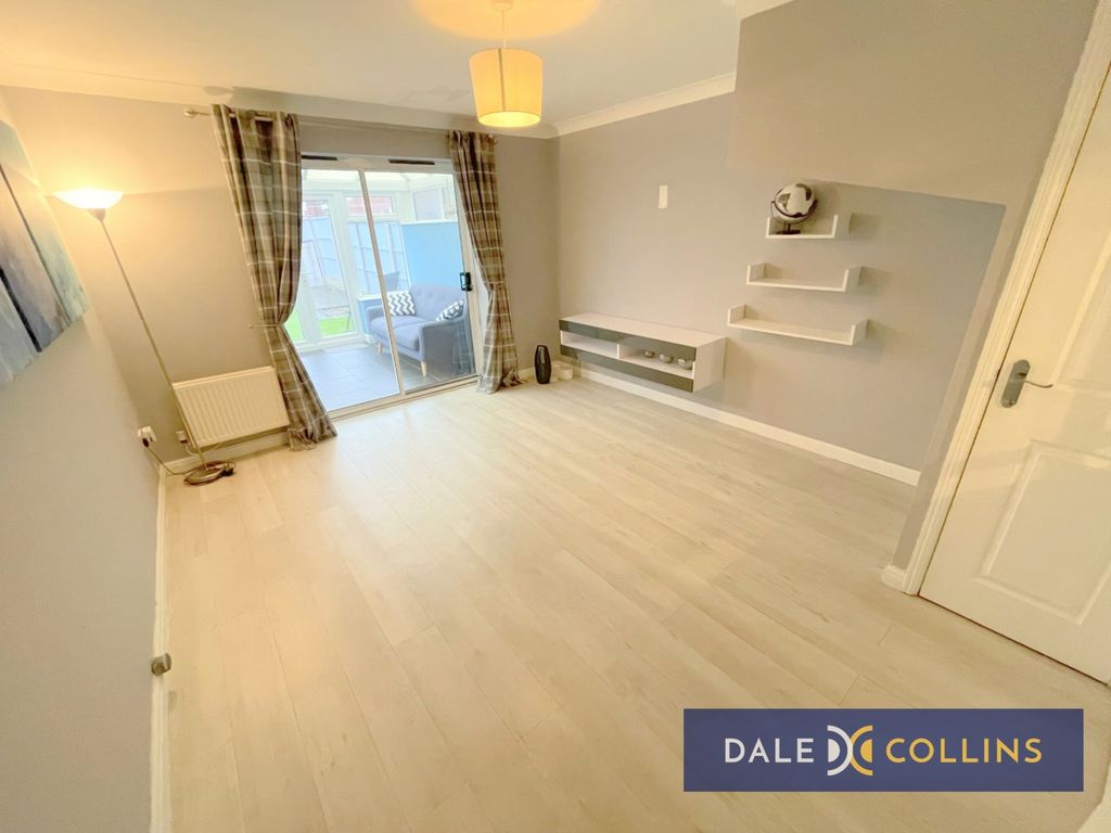 Property photo 2 of 12 Photo 7