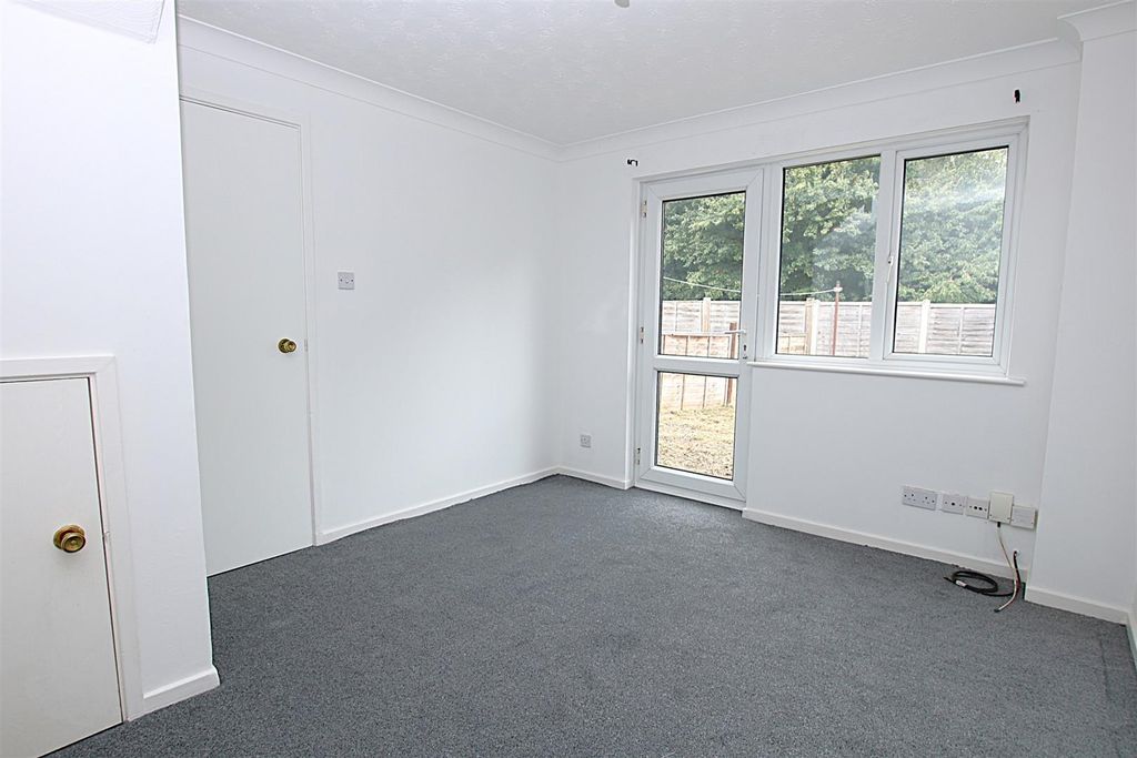 Property photo 3 of 8 Img_7335.Jpg