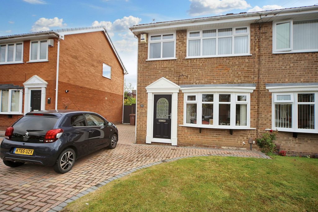 Property photo 1 of 21