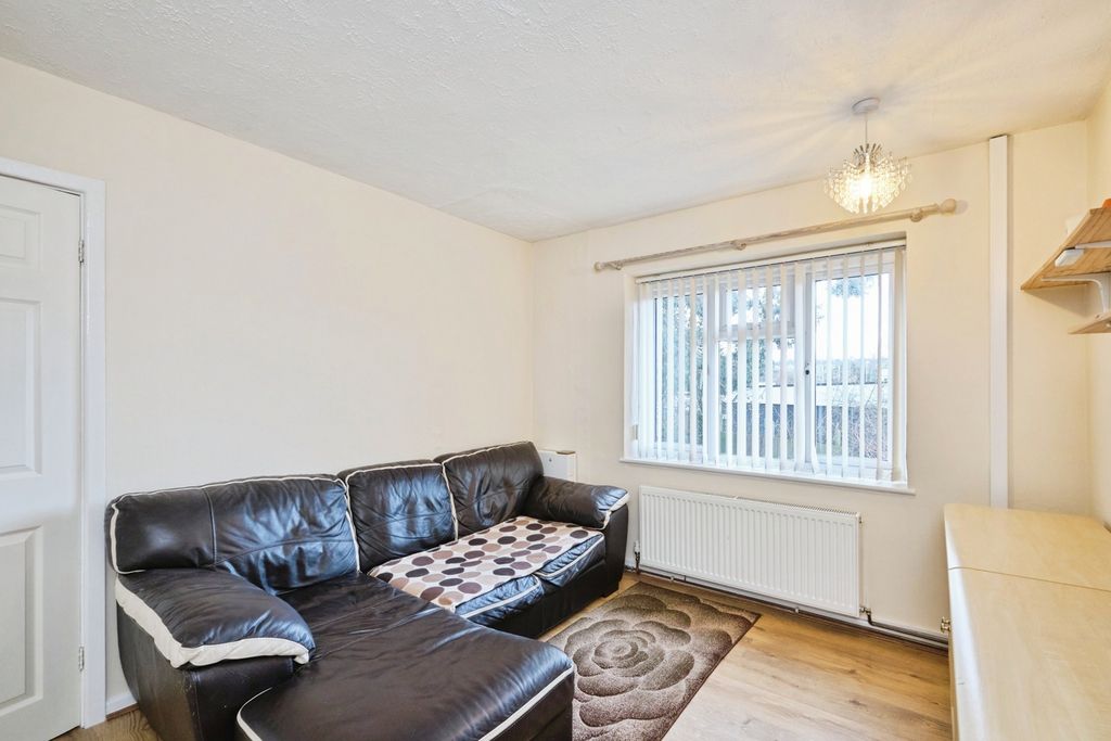 Property photo 2 of 18 Pbox-Img.Jpg