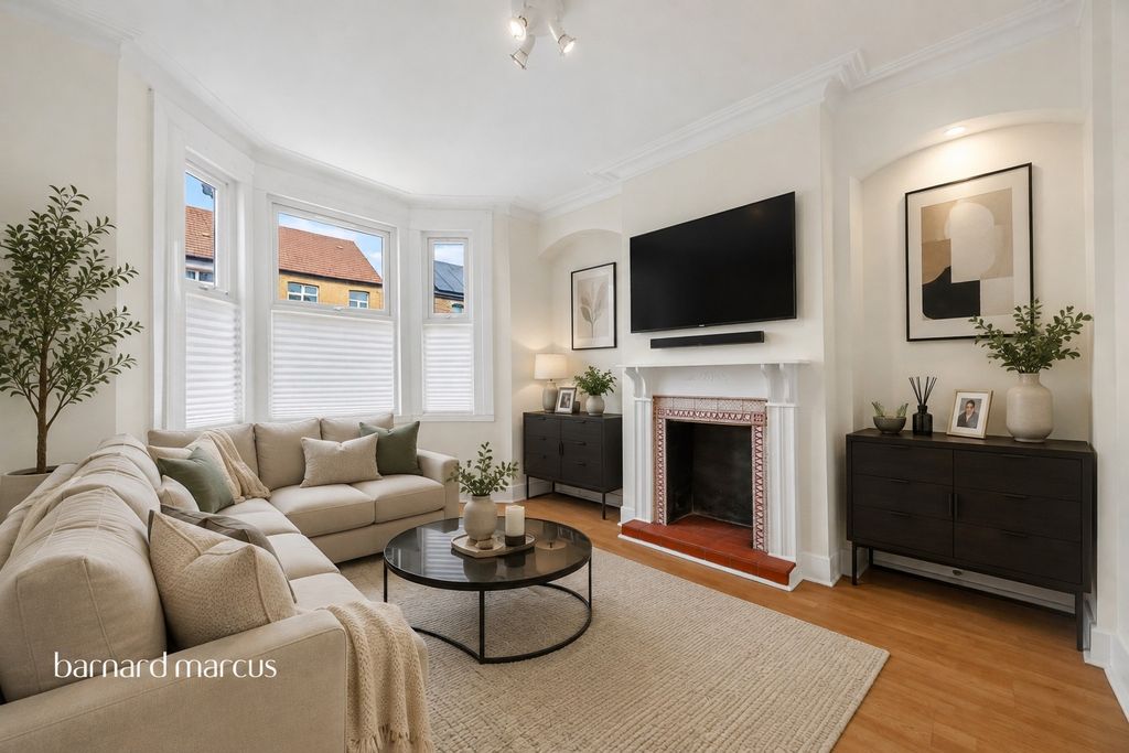 Property photo 1 of 33