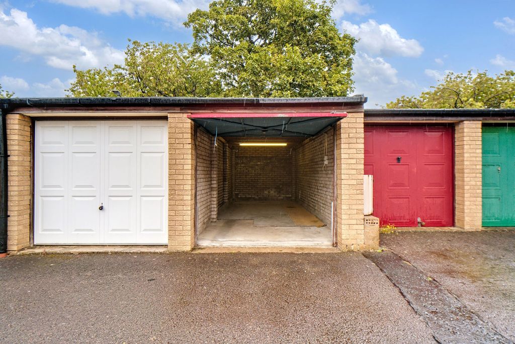 Property photo 1 of 8 Primary Property Image