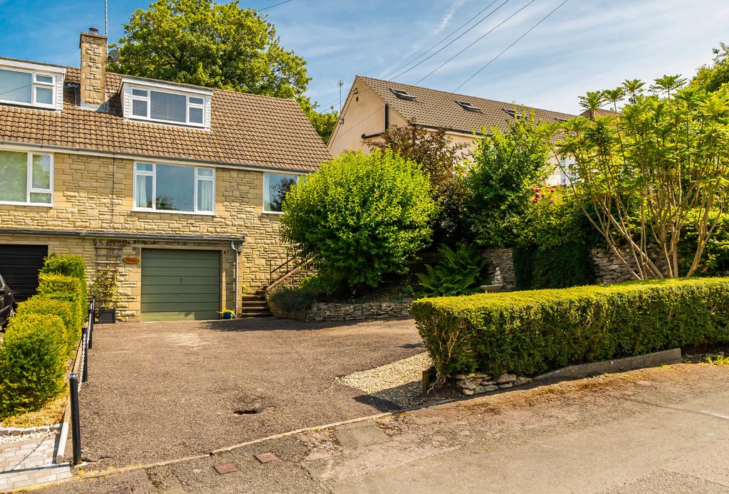 Property photo 1 of 20 1495279-20-6A60Da...