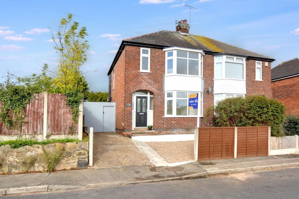 Property photo 1 of 28