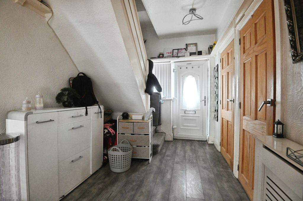 Property photo 2 of 22