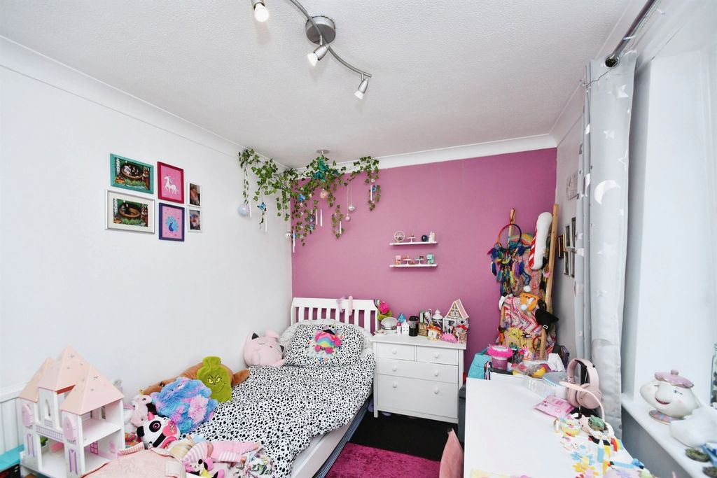 Additional image 6 of 2 bed flat for saleBalcombe Road, Peacehaven BN10
