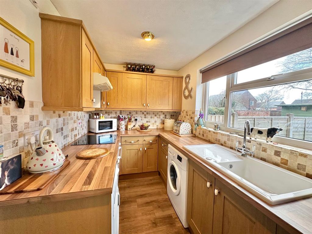 Property photo 3 of 18 7.Jpg