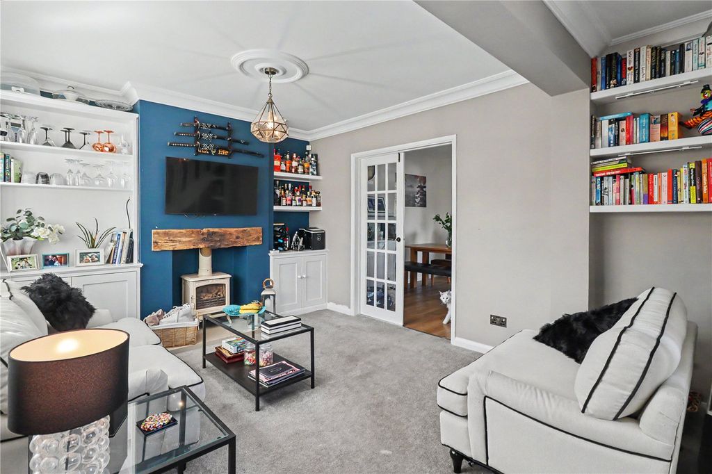 Property photo 2 of 14 Living Room