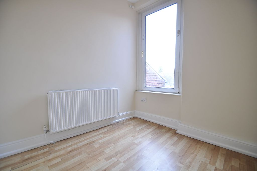 Property photo 3 of 3