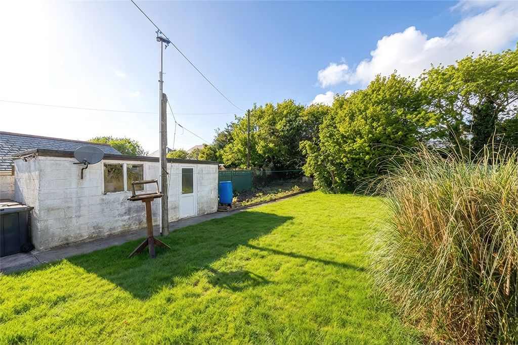 Property photo 2 of 13 Picture No. 03